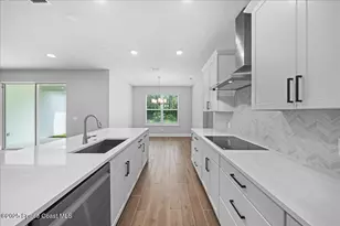 3733 Ornis Ct, Grant-Valkaria, FL 32950 - Photo 9