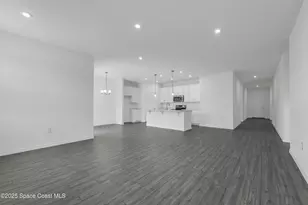 3330 Viridian Cir, Melbourne, FL 32904 - Photo 3