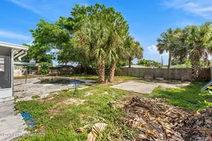 720 Gardenia Dr, Melbourne, FL 32901 - Photo 29
