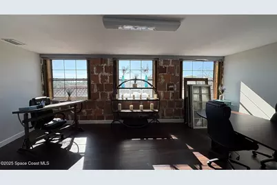 909 E New Haven Avenue, Melbourne, FL 32901 - Photo 9