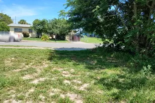 817 Paw Paw St, Cocoa, FL 32922 - Photo 3