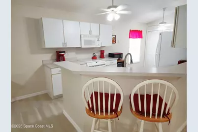 1512 Vista Lake Circle Circle, Melbourne, FL 32904 - Photo 3