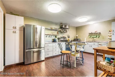 2115 Vista Oaks Circle NE, Palm Bay, FL 32905 - Photo 11