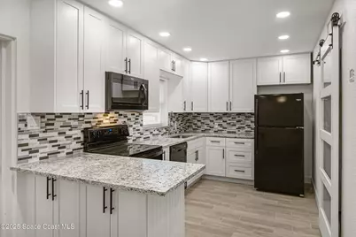 2364 Pineapple Avenue #South, Melbourne, FL 32935 - Photo 17