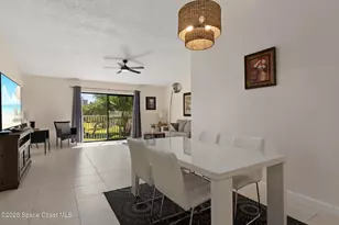 3212 S Lakeview Cir, Fort Pierce, FL 34949 - Photo 7