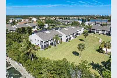 3212 S Lakeview Circle #10-205, Fort Pierce, FL 34949 - Photo 41