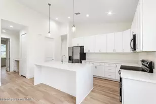460 Grenadier Ave NW, Palm Bay, FL 32907 - Photo 5