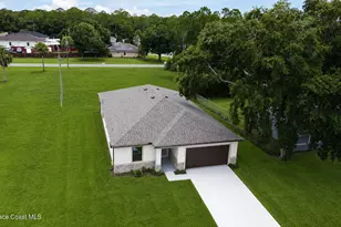460 Grenadier Ave NW, Palm Bay, FL 32907 - Photo 27