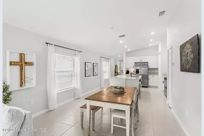 661 Papillon Street SW, Palm Bay, FL 32908 - Photo 17