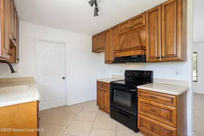 670 Altona Street NW, Palm Bay, FL 32907 - Photo 7