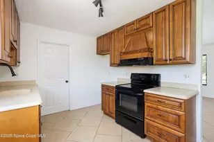 670 Altona St NW, Palm Bay, FL 32907 - Photo 7