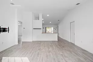 499 Oakleaf St SW, Palm Bay, FL 32908 - Photo 11