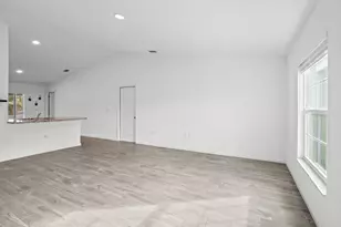 499 Oakleaf St SW, Palm Bay, FL 32908 - Photo 9