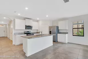 1923 Capital Dr SE, Palm Bay, FL 32909 - Photo 7