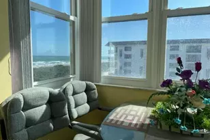 4700 Ocean Beach Blvd, Cocoa Beach, FL 32931 - Photo 9