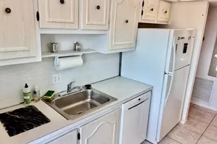 4700 Ocean Beach Blvd, Cocoa Beach, FL 32931 - Photo 11