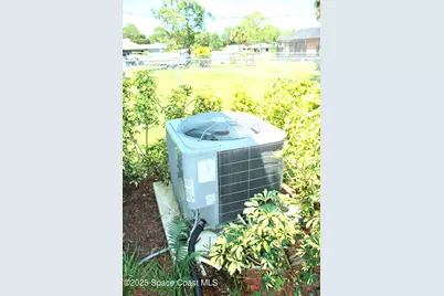 443 Biscayne Avenue NW, Palm Bay, FL 32907 - Photo 11