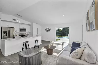 1099 Dusseldorf Avenue NW, Palm Bay, FL 32907 - Photo 5