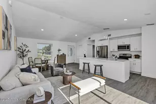 1099 Dusseldorf Ave NW, Palm Bay, FL 32907 - Photo 7