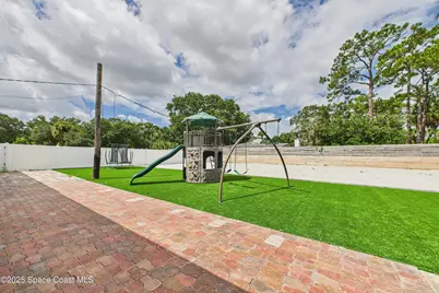 1340 S Wickham Road, Melbourne, FL 32904 - Photo 9