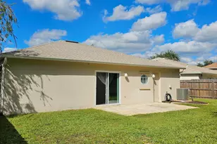1736 Vista Lake Cir, Melbourne, FL 32904 - Photo 47