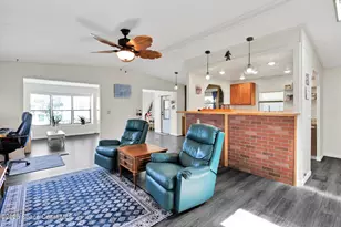 625 Puffin Dr, Barefoot Bay, FL 32976 - Photo 11