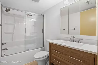 400 18th Street #M1, Vero Beach, FL 32960 - Photo 15