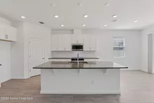 788 Soleway Ave NW, Palm Bay, FL 32907 - Photo 7