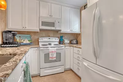 238 N Seaport Boulevard, Cape Canaveral, FL 32920 - Photo 5