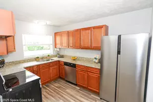 540 Poinciana Ct, Melbourne, FL 32935 - Photo 5