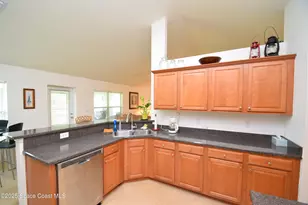 396 Pasto Cir SW, Palm Bay, FL 32908 - Photo 25