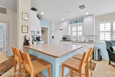 4944 Corsica Square, Vero Beach, FL 32967 - Photo 9