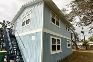 1042 Sea Grape Dr, Melbourne, FL 32935 - Photo 1