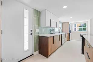 877 Sunset Dr, Melbourne, FL 32935 - Photo 17