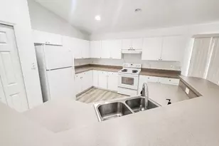 151 Carmelite Ave NW, Palm Bay, FL 32907 - Photo 7