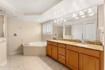 210 24th Street #201, Cocoa Beach, FL 32931 - Photo 13