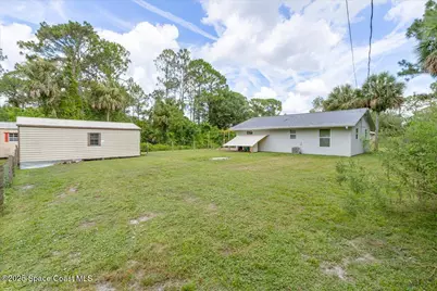 1076 Ivanhoe Street NW, Palm Bay, FL 32907 - Photo 13