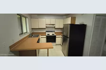 7801 Maplewood Drive #911, Melbourne, FL 32904 - Photo 3