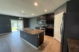 137 Sutherland Dr SW, Palm Bay, FL 32908 - Photo 5