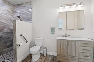 296 Port Malabar Blvd NE, Palm Bay, FL 32905 - Photo 35