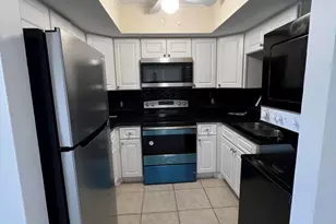 837 Hickory St, Melbourne, FL 32901 - Photo 3