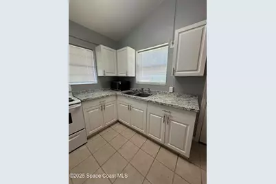 936 Louisiana Avenue #B, Sebastian, FL 32958 - Photo 7