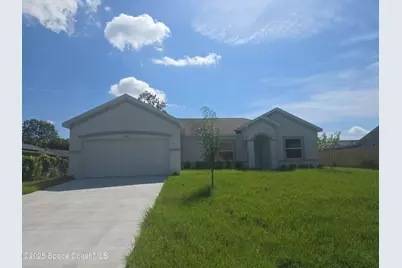 984 Lyons Circle NW, Palm Bay, FL 32907 - Photo 1