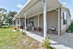 621 Puffin Dr, Barefoot Bay, FL 32976 - Photo 3