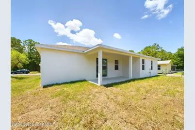 692 Mistletoe Street SW, Palm Bay, FL 32908 - Photo 5