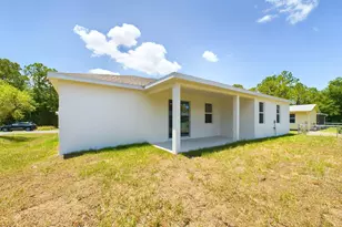 692 Mistletoe Street SW, Palm Bay, FL 32908 - Photo 5