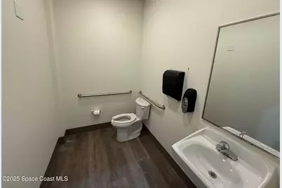 2161 Franklin Drive NE #1 (1,750 Sf), Palm Bay, FL 32905 - Photo 7