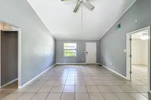 824 Thuringer St NW, Palm Bay, FL 32907 - Photo 11