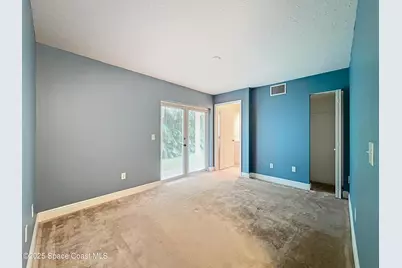 1680 42nd Square #103, Vero Beach, FL 32960 - Photo 3