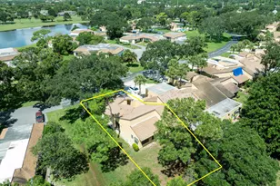 195 Country Club Dr, Melbourne, FL 32940 - Photo 3